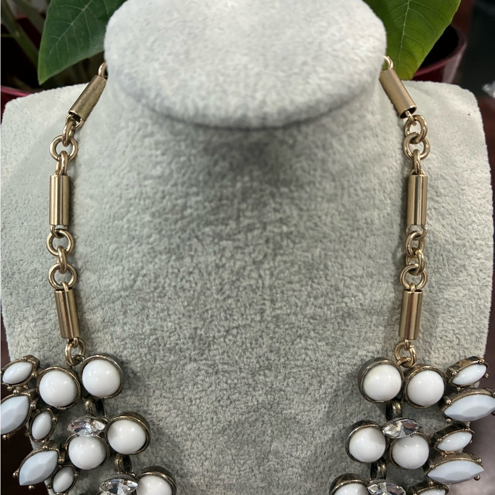 White and Gold Tone Statement Necklace - Picture 3 of 7